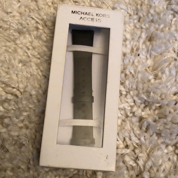 Michael kors accessories - Picture 1 of 5